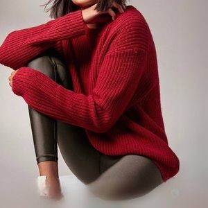 Athleta Cascades Crew